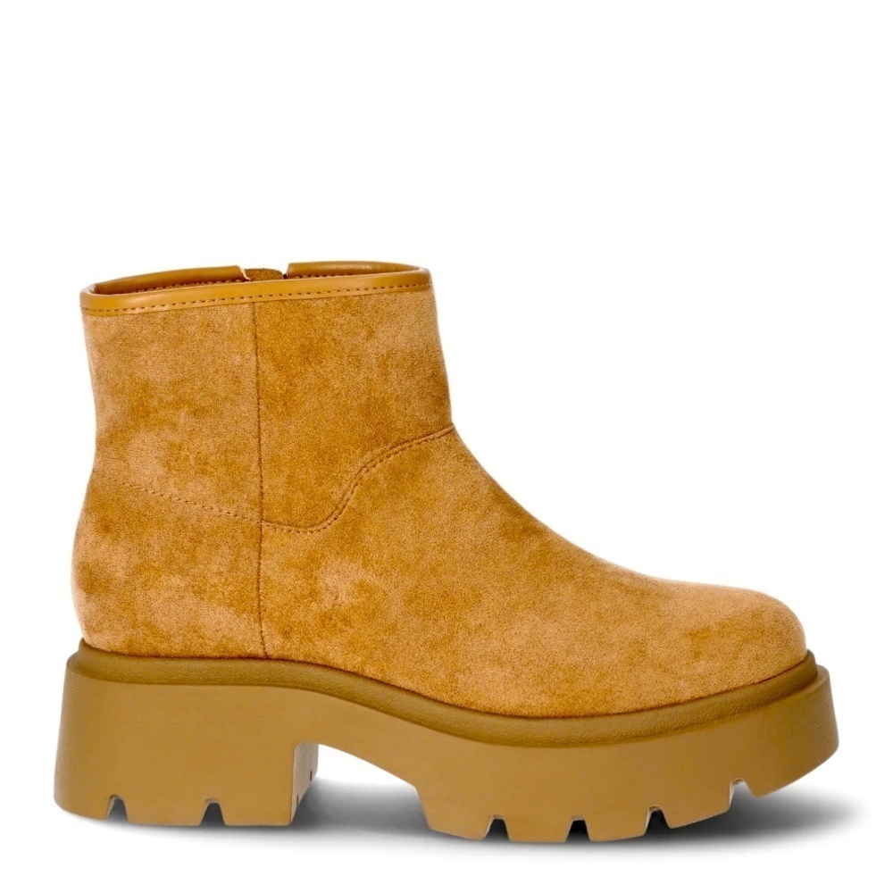 No Boundaries Lug Sole Ankle Boots - Picture 10 of 10